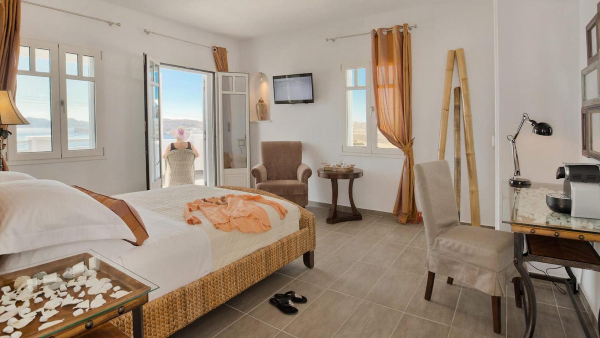 Miland Suites Адамас Экстерьер фото