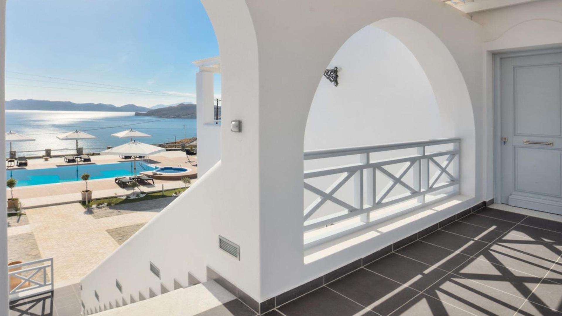 Miland Suites Адамас Экстерьер фото
